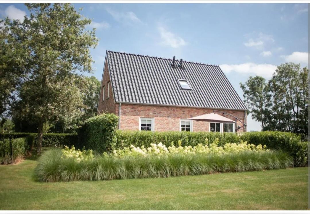 Mooi, Vrij Gelegen Vakantiehuis Dichtbij Zee En Strand! Aagtekerke Exterior photo